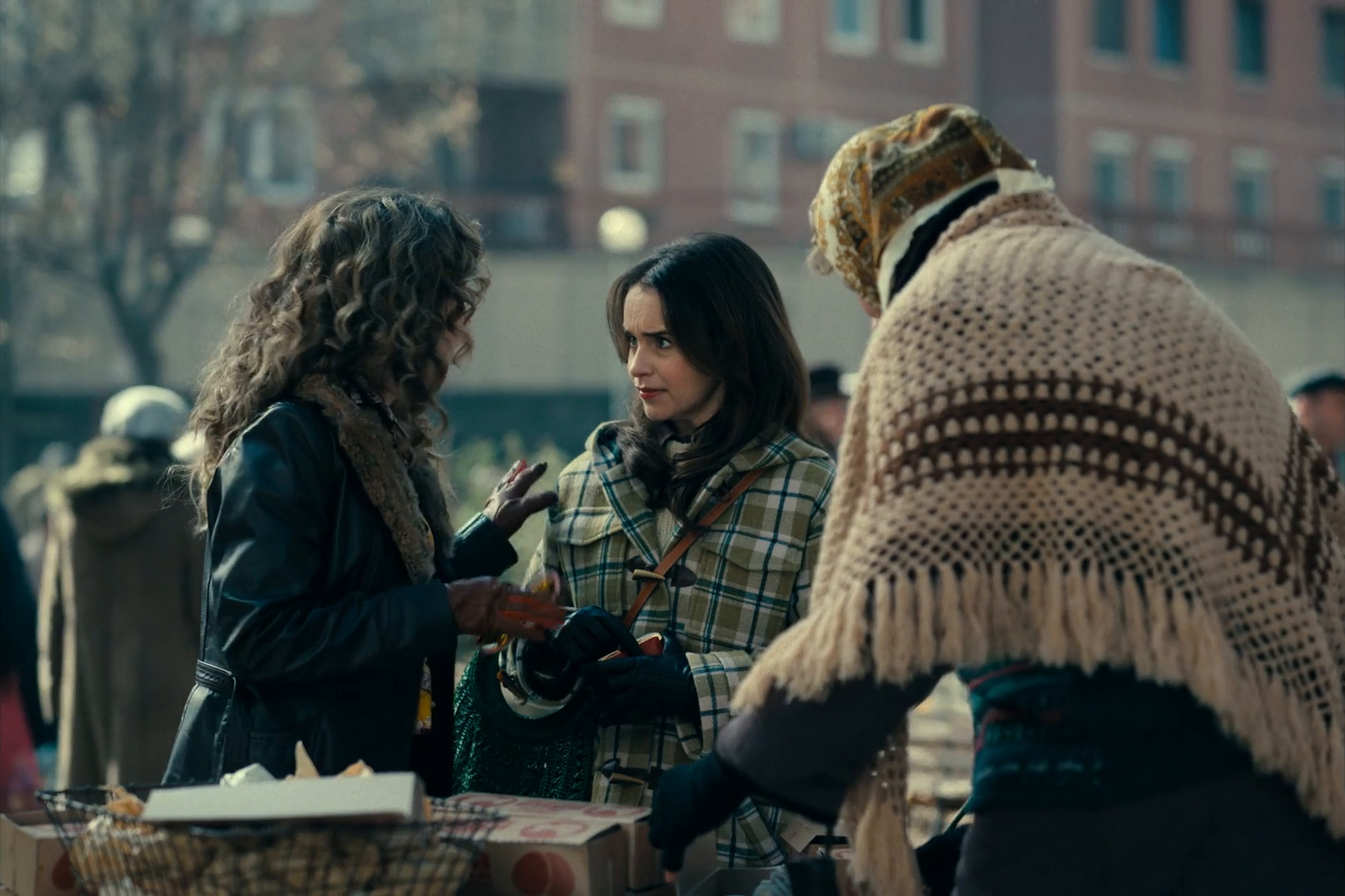 Keywords: emiliaclarke;emilia-clarke;emiliaclarkearchive;emilia-clarke-archive;ponies;screencaptures;