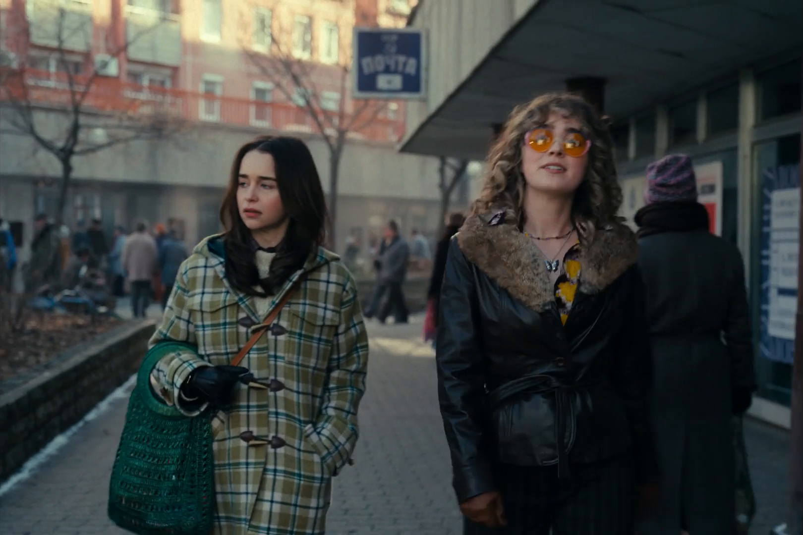 Keywords: emiliaclarke;emilia-clarke;emiliaclarkearchive;emilia-clarke-archive;ponies;screencaptures;