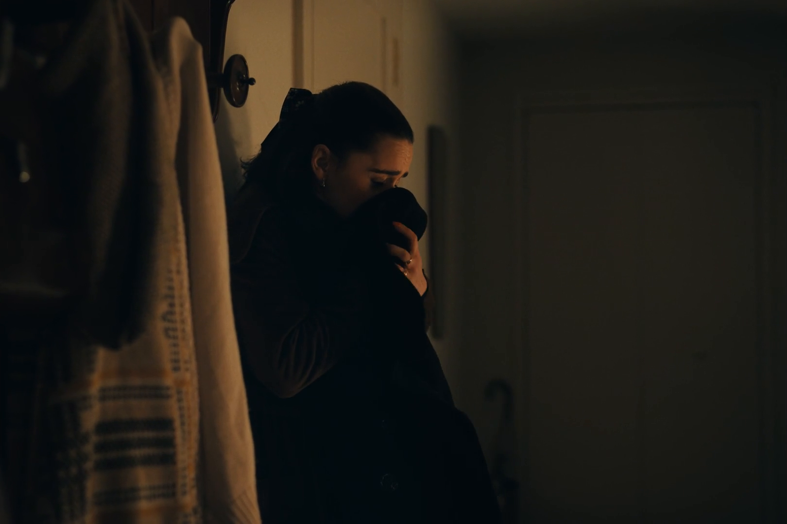 Keywords: emiliaclarke;emilia-clarke;emiliaclarkearchive;emilia-clarke-archive;ponies;screencaptures;