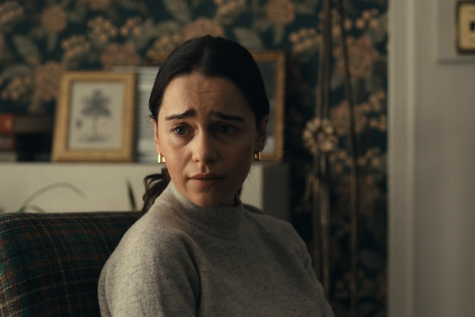 Keywords: emiliaclarke;emilia-clarke;emiliaclarkearchive;emilia-clarke-archive;ponies;screencaptures;