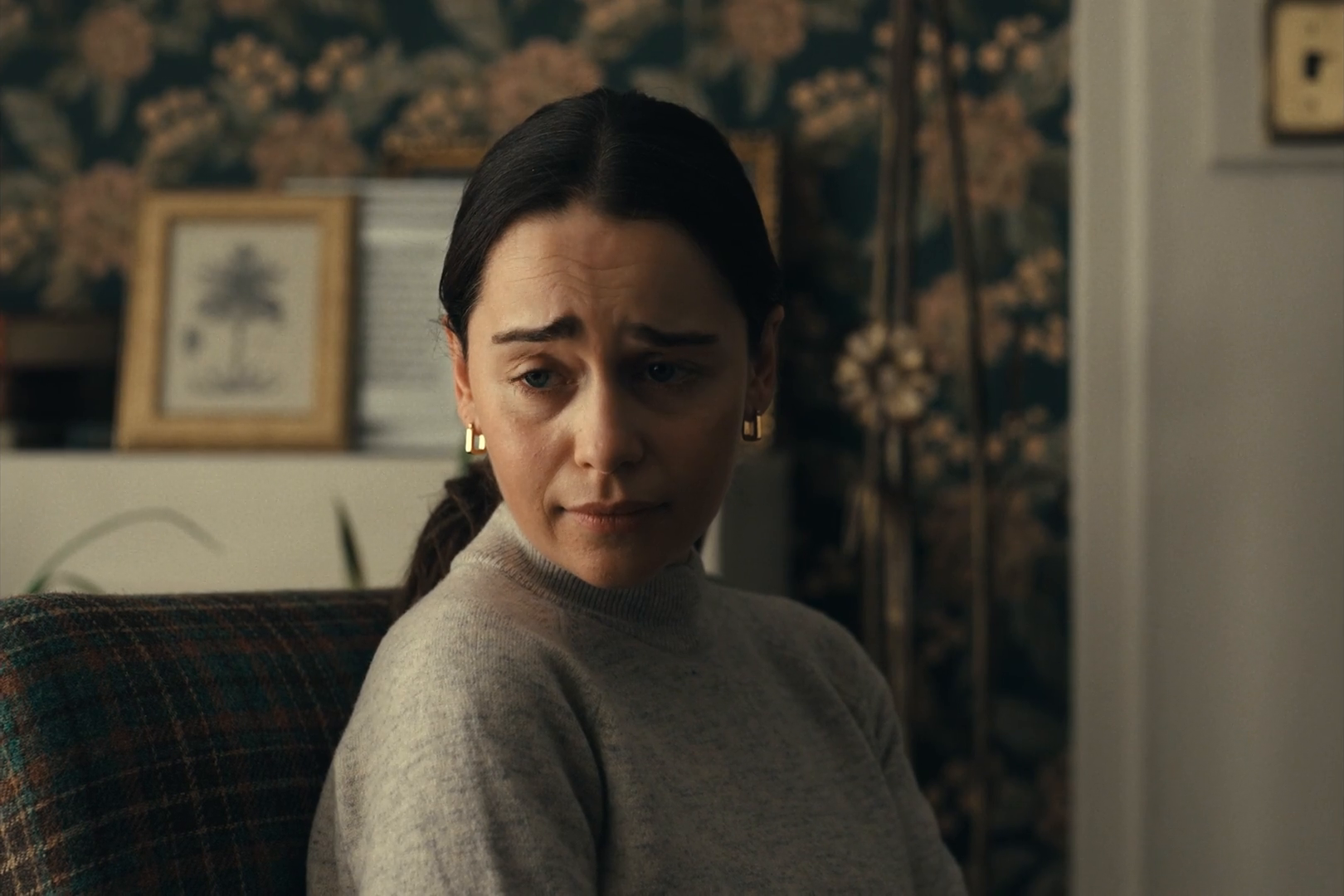 Keywords: emiliaclarke;emilia-clarke;emiliaclarkearchive;emilia-clarke-archive;ponies;screencaptures;