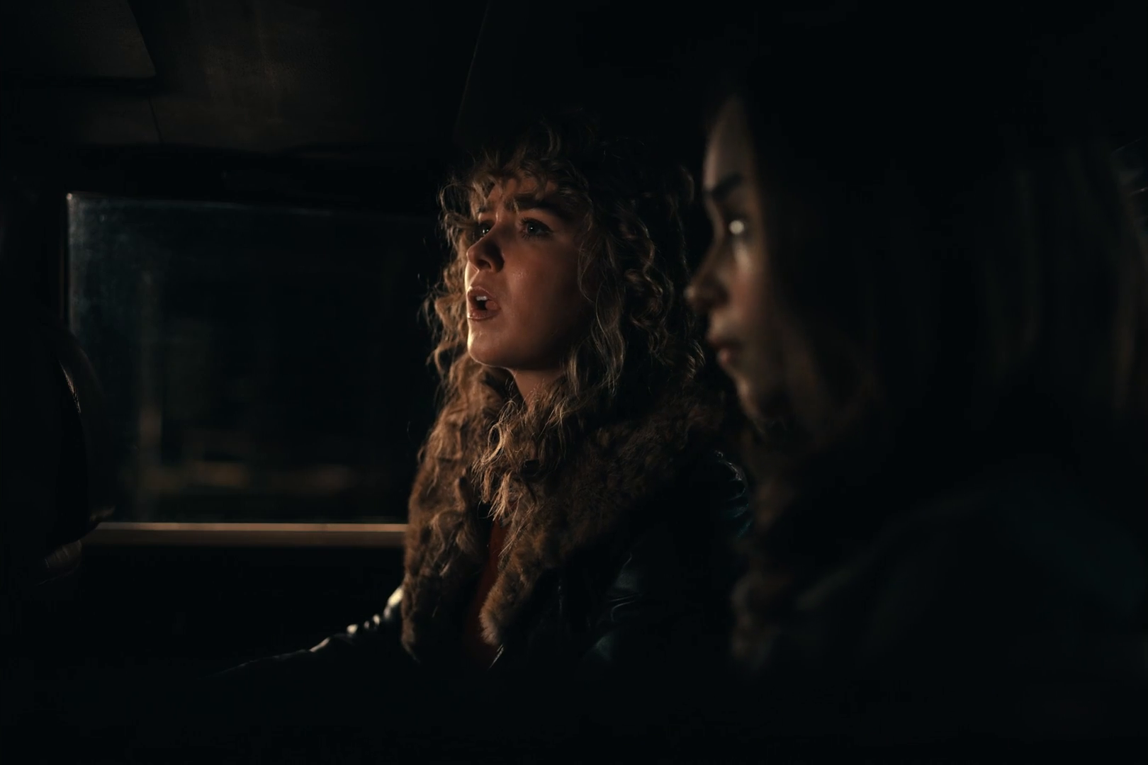 Keywords: emiliaclarke;emilia-clarke;emiliaclarkearchive;emilia-clarke-archive;ponies;screencaptures;