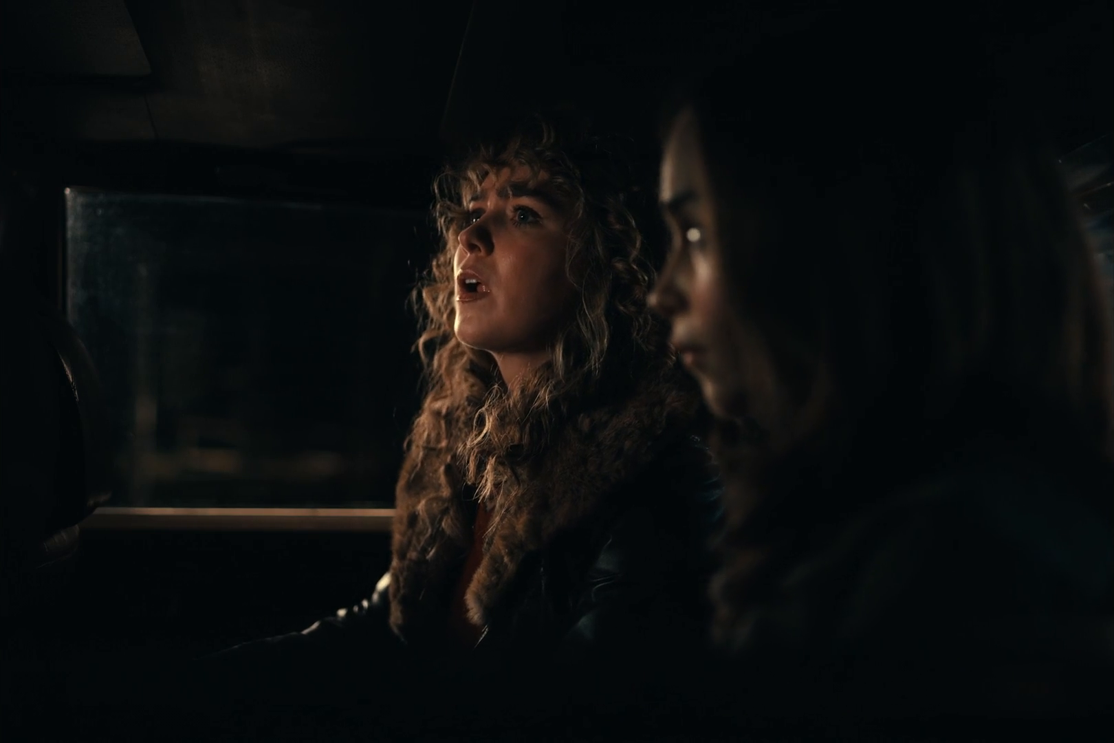 Keywords: emiliaclarke;emilia-clarke;emiliaclarkearchive;emilia-clarke-archive;ponies;screencaptures;