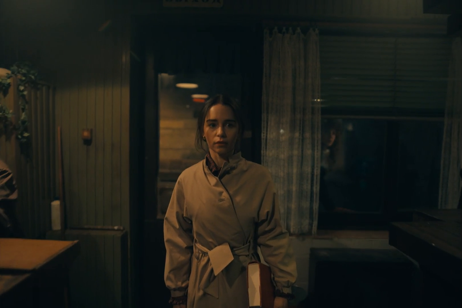 Keywords: emiliaclarke;emilia-clarke;emiliaclarkearchive;emilia-clarke-archive;ponies;screencaptures;