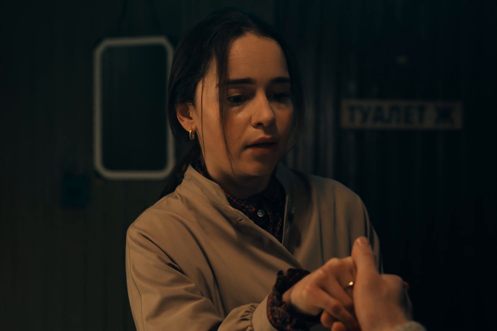 Keywords: emiliaclarke;emilia-clarke;emiliaclarkearchive;emilia-clarke-archive;ponies;screencaptures;