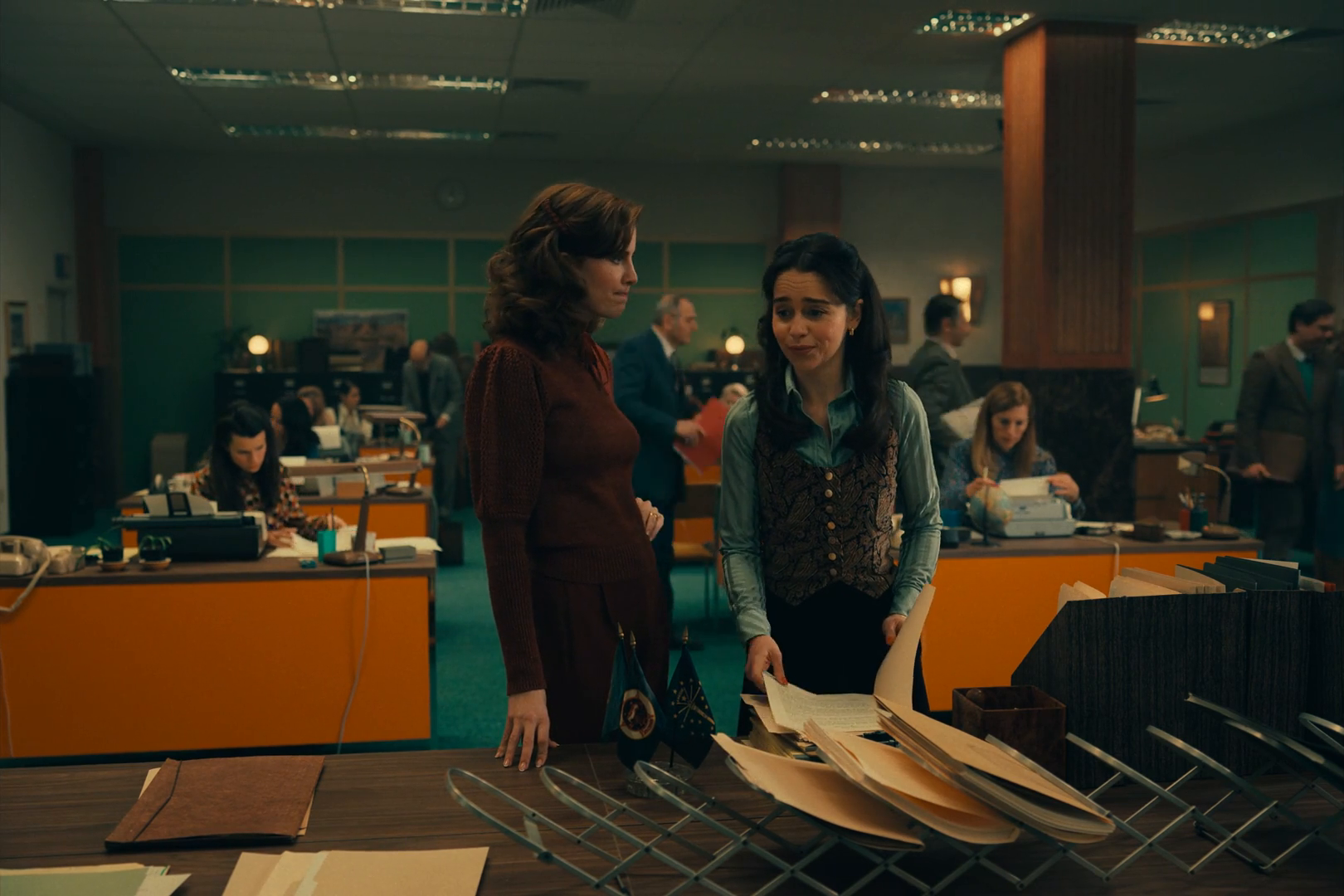 Keywords: emiliaclarke;emilia-clarke;emiliaclarkearchive;emilia-clarke-archive;ponies;