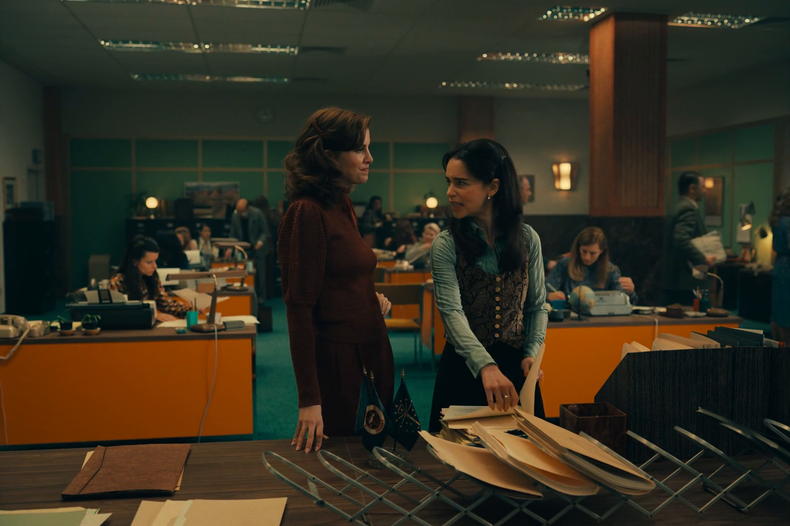 Keywords: emiliaclarke;emilia-clarke;emiliaclarkearchive;emilia-clarke-archive;ponies;