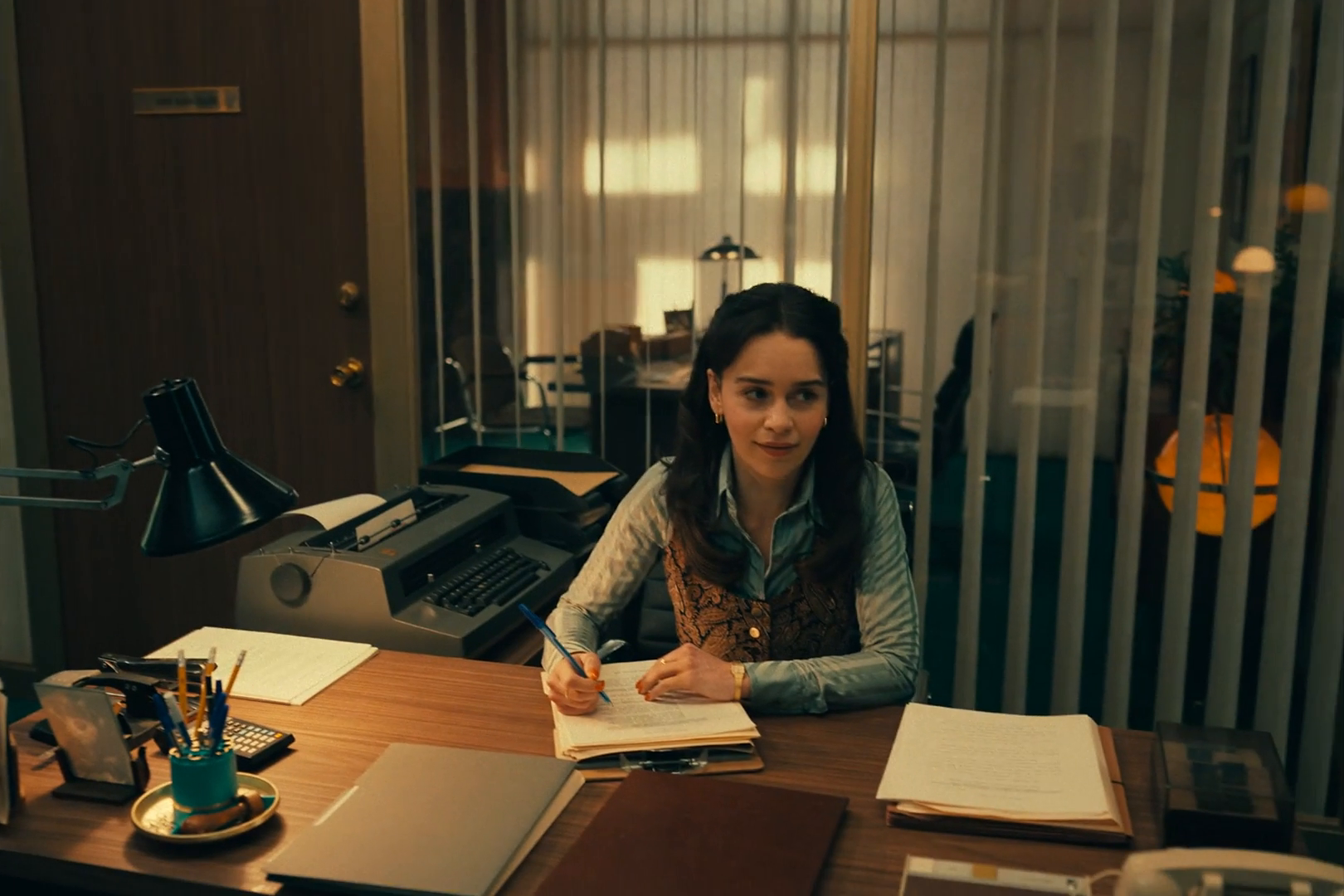 Keywords: emiliaclarke;emilia-clarke;emiliaclarkearchive;emilia-clarke-archive;ponies;