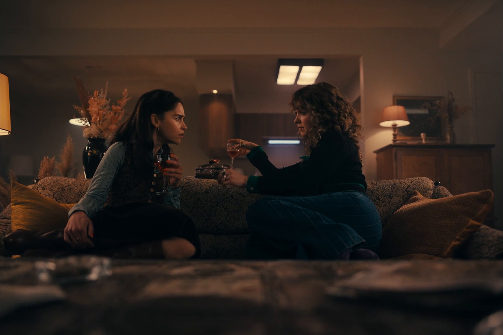 Keywords: emiliaclarke;emilia-clarke;emiliaclarkearchive;emilia-clarke-archive;ponies;
