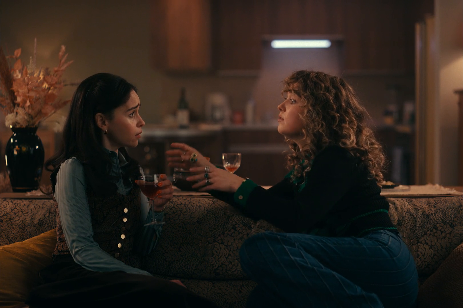 Keywords: emiliaclarke;emilia-clarke;emiliaclarkearchive;emilia-clarke-archive;ponies;