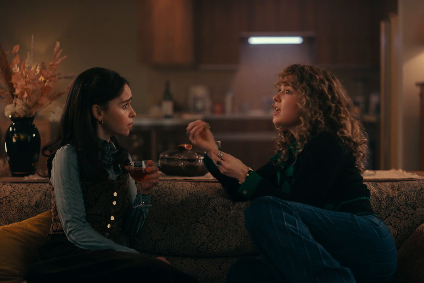 Keywords: emiliaclarke;emilia-clarke;emiliaclarkearchive;emilia-clarke-archive;ponies;