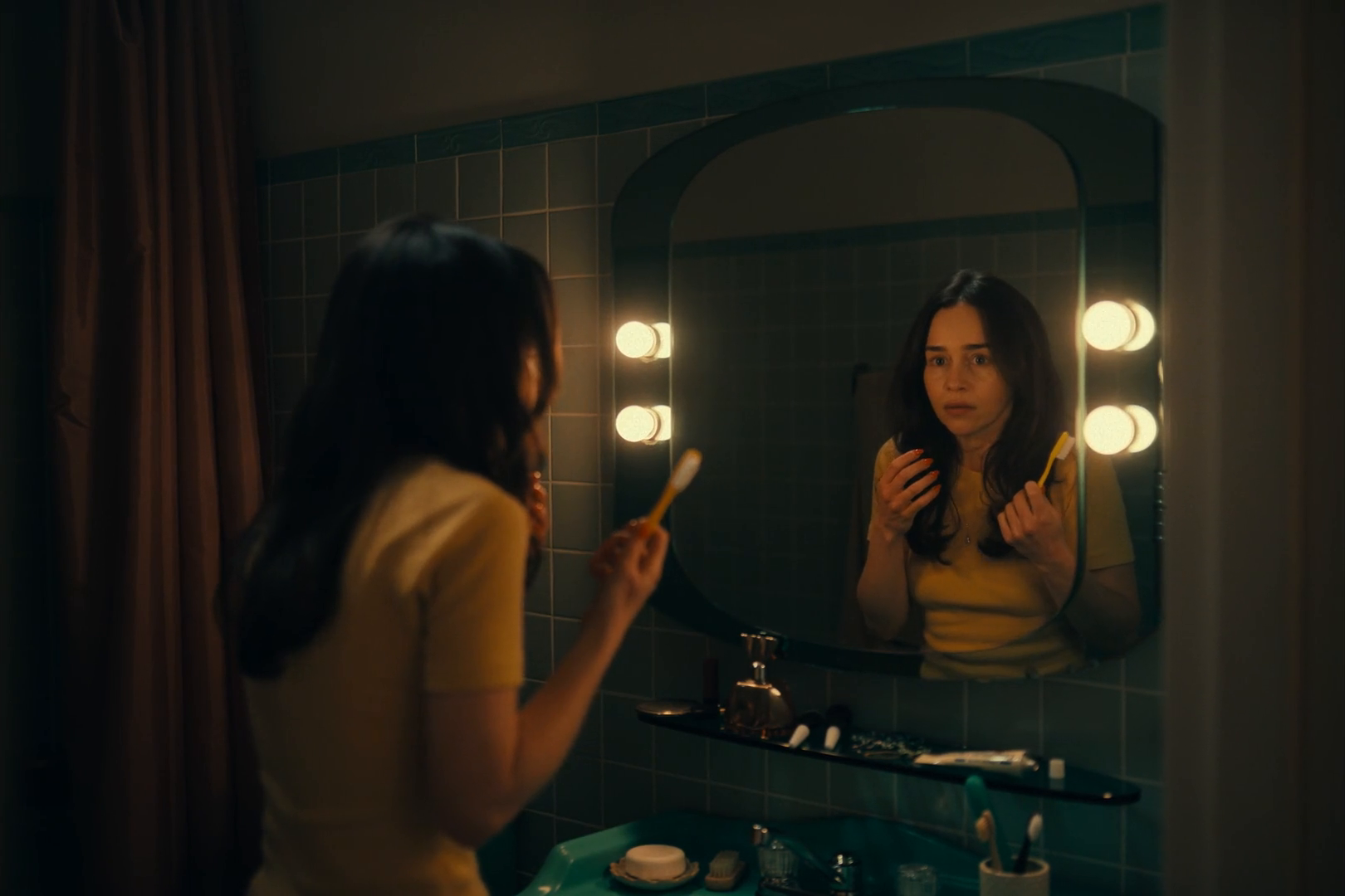 Keywords: emiliaclarke;emilia-clarke;emiliaclarkearchive;emilia-clarke-archive;ponies;