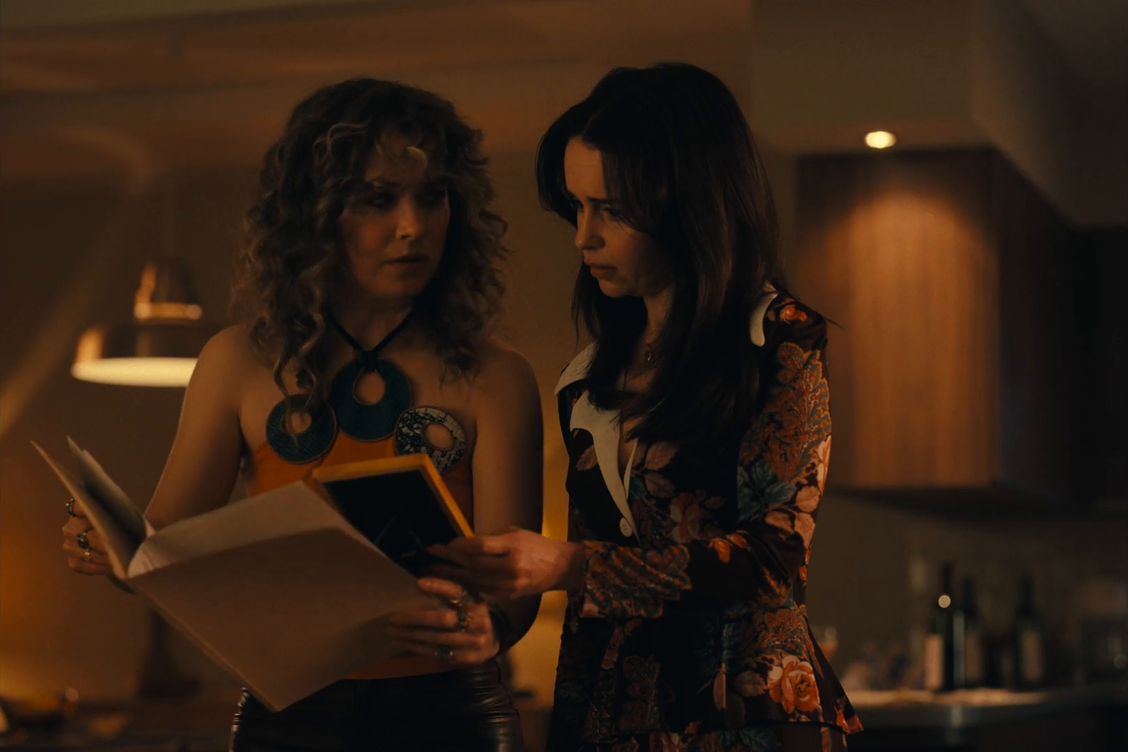 Keywords: emiliaclarke;emilia-clarke;emiliaclarkearchive;emilia-clarke-archive;ponies;