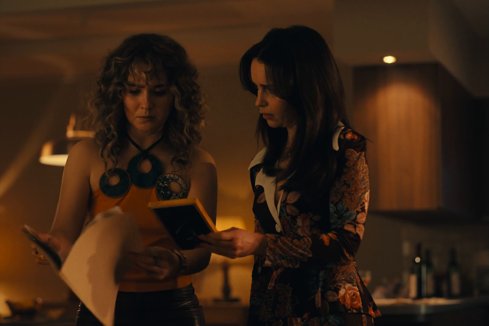 Keywords: emiliaclarke;emilia-clarke;emiliaclarkearchive;emilia-clarke-archive;ponies;